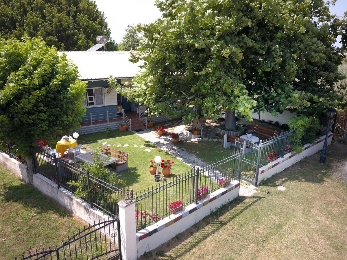 Seaside Cottage Paralia Katerinis Exterior photo